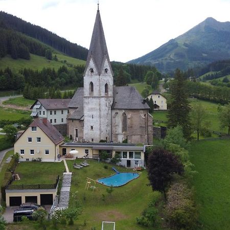 Pool, Pokale, Sauna, Billard, Kirche U. Viel Natur Vordernberg Екстер'єр фото